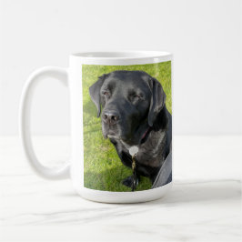 Alter schwarzer Labrador Retriever Hund Kaffeetasse