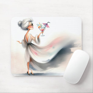 Ältere Frau mit Partydrink Mousepad