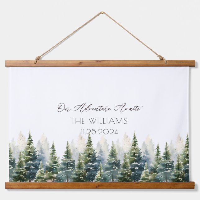 Alternative Wedding Guest Green Book Pine Trees Wandteppich Mit Holzrahmen (Vorne)