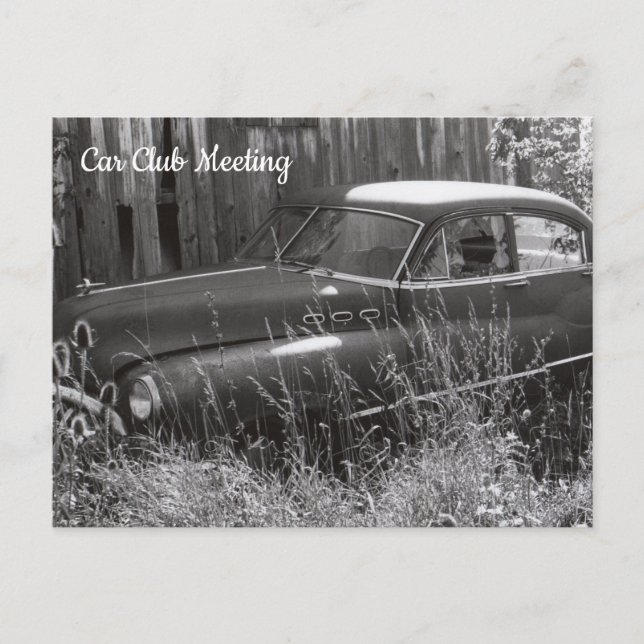 Altes Auto in der Postkarte eines Felds abgehängt (Vorderseite)