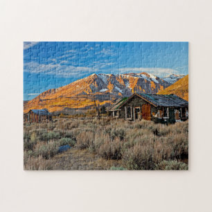 Altes Bauernhaus entlang der Hwy 395 im June Lake Puzzle