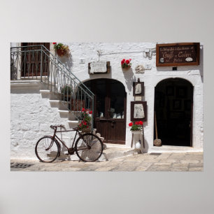 Altes Fahrrad und Schaufenster in Apulien Poster