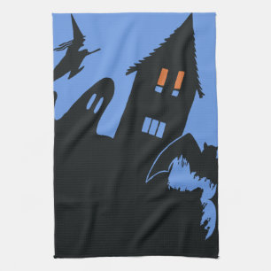 Altes Halloween, gruseliges Spukhaus und Hexe Handtuch