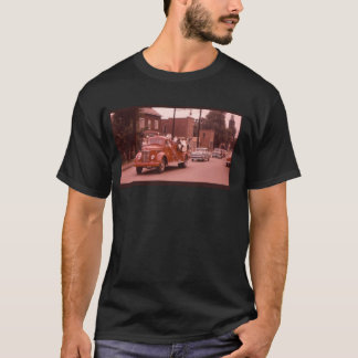 Altes Löschfahrzeug T-Shirt