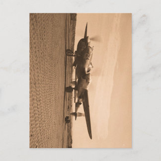 Altes Propellerflugzeug Postkarte