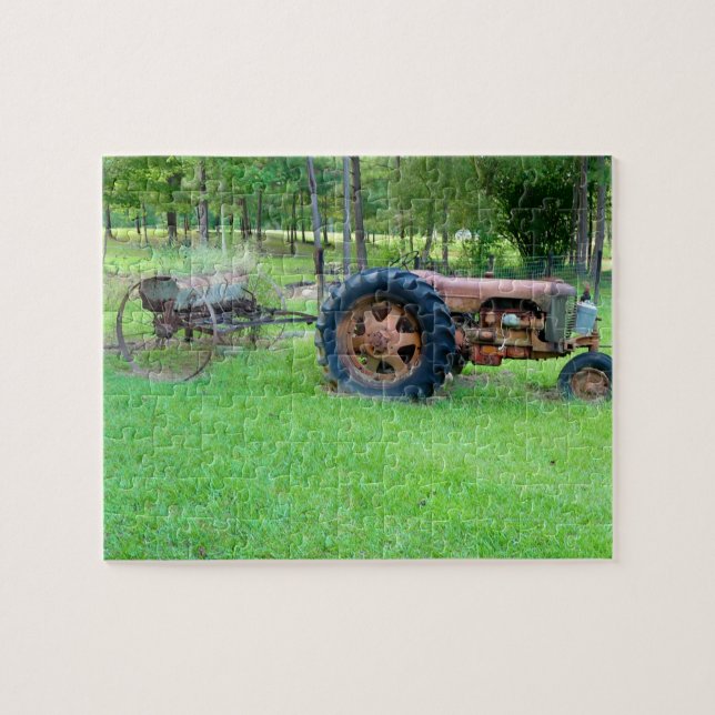Altes Rusty Farm Tractor Jigsaw Puzzle (Horizontal)