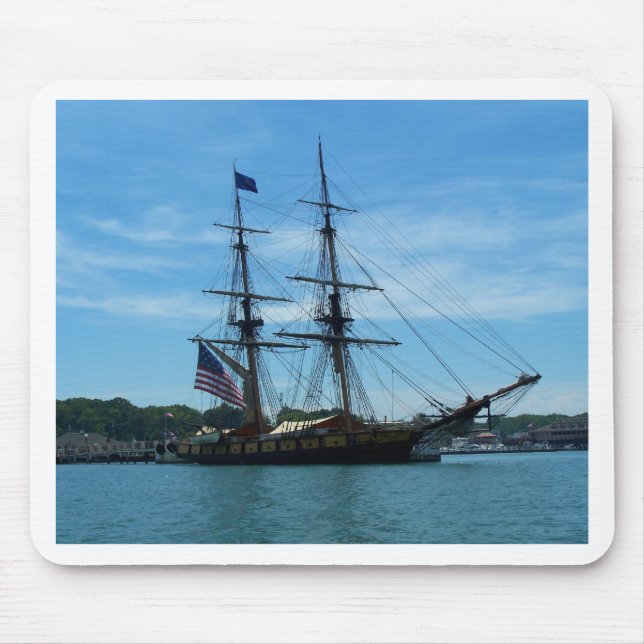 Altes Schiff des Eriesees Mousepad (Vorne)