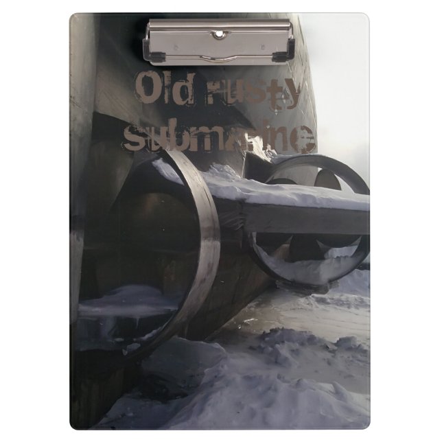 Altes U-Boot im Schnee Klemmbrett (Vorderseite)
