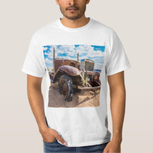 Altes und verlassenes Auto #3 in Solitaire, Namibi T-Shirt