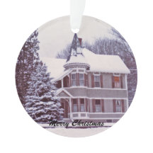 Altes viktorianisches Haus am Weihnachten