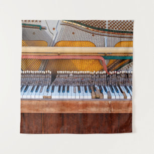 Altes Vintages Klavier mit Deckel abgelegt. A verd Wandteppich