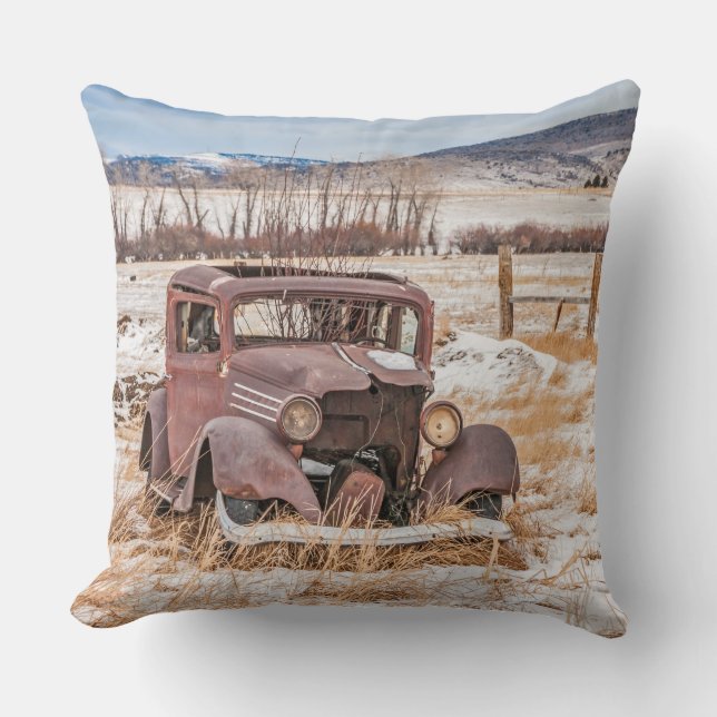 Altfahrzeug, Winter, Land, Berge Kissen (Vorderseite)