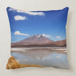 Altiplano Landschaft mit Vulkan in Bolivien Kissen