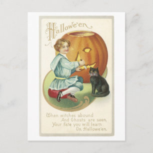 Altmodisches Halloween, Mädchen mit schwarzer Katz Postkarte