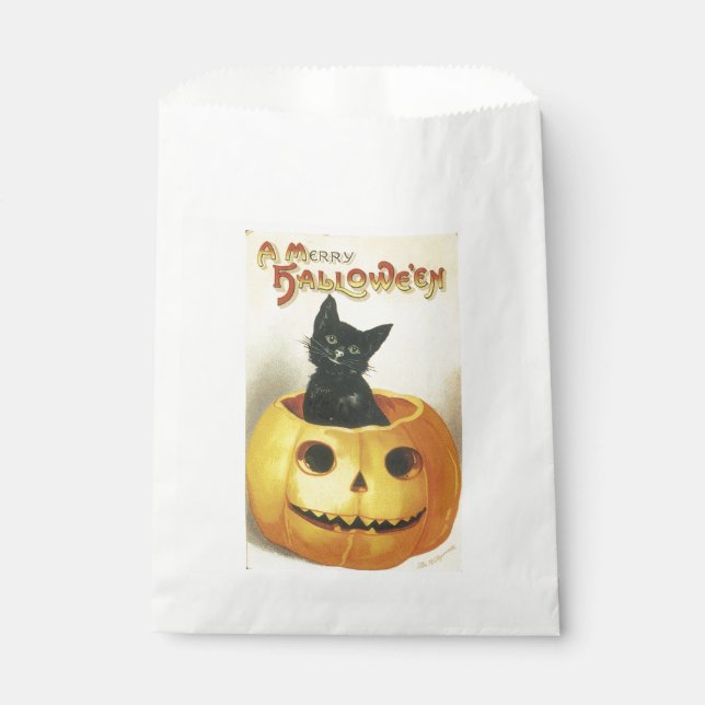 Altmodisches Halloween, Schwarze Katze am Kürbis Geschenktütchen (Vorderseite)