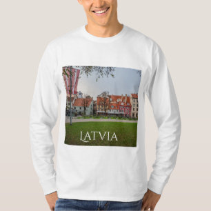 Altstadt von Riga im Herbst T-Shirt