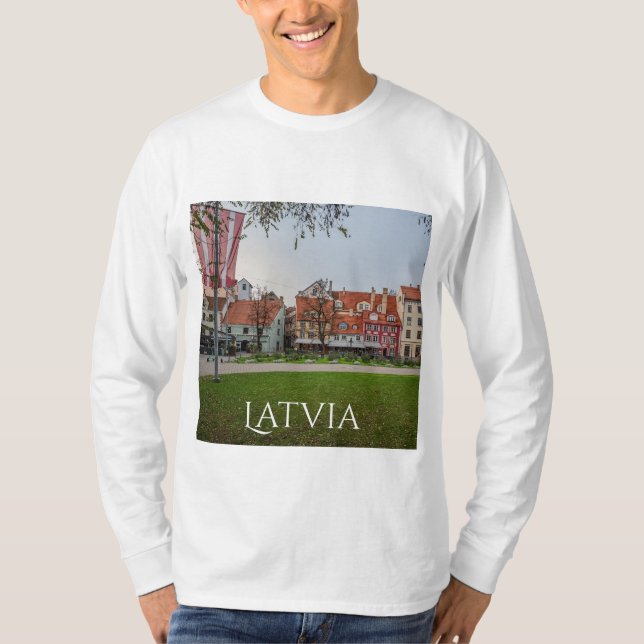 Altstadt von Riga im Herbst T-Shirt (Vorderseite)