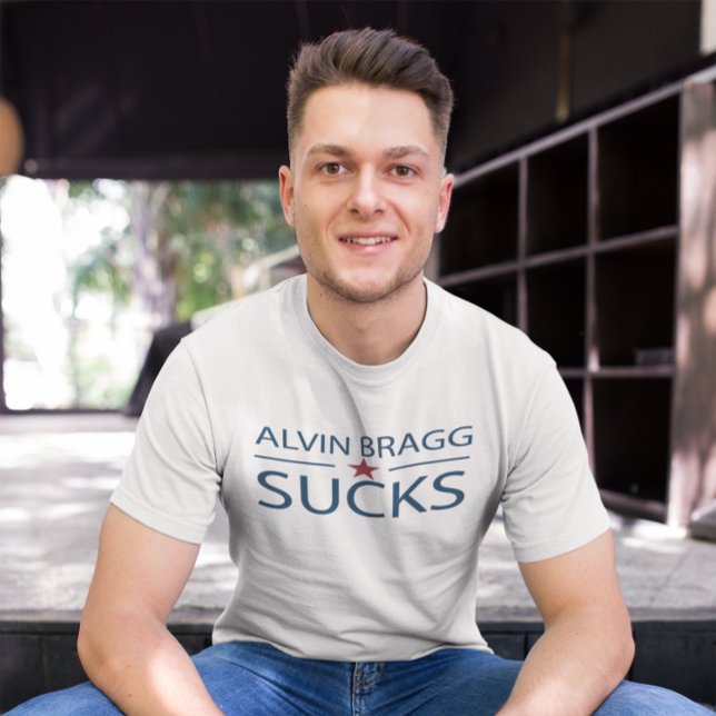 Alvin Bragg Ist zum Kotzen T-Shirt (Von Creator hochgeladen)