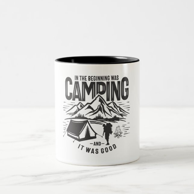 Am Anfang war Camping Outdoor Adventure Zweifarbige Tasse (Mittel)