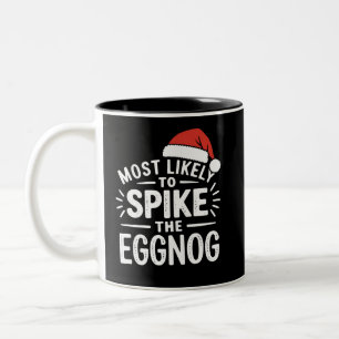 Am ehesten wird der Eierpunsch zum Weihnachtsfest  Zweifarbige Tasse