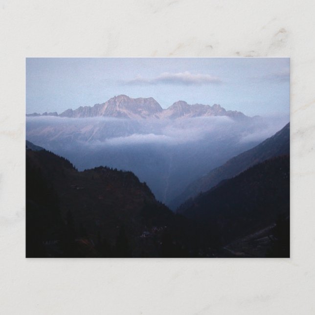 AM ENDE DER NACHT POSTKARTE (Vorderseite)