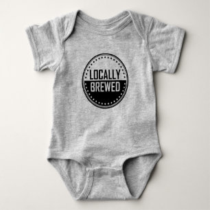 Am Ort gebrauter Baby-Bodysuit Baby Strampler