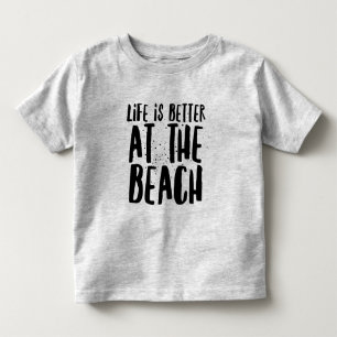 Am Strand Kleinkind T-shirt
