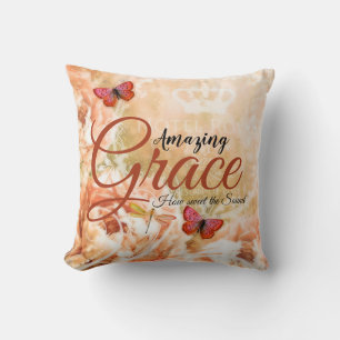 Amazing Grace Soft peach floral  Kissen