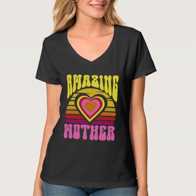 Amazing Mother Cute Sunset Hearts Mother s Day Ret T-Shirt (Vorderseite)