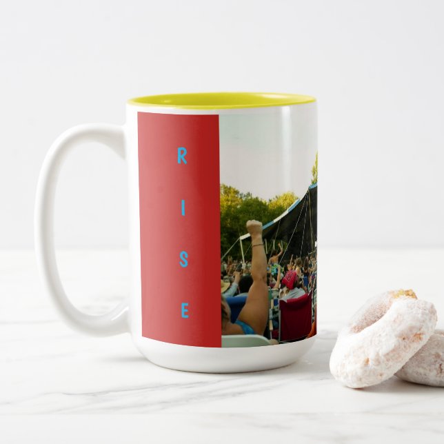 Amazon Womyn Rise Tasse (Mit Donut)