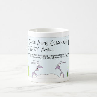 Ameisen-Spaß-Tatsache über Jobs Kaffeetasse