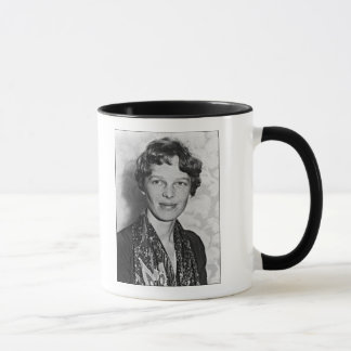Amelia Earhart Tasse