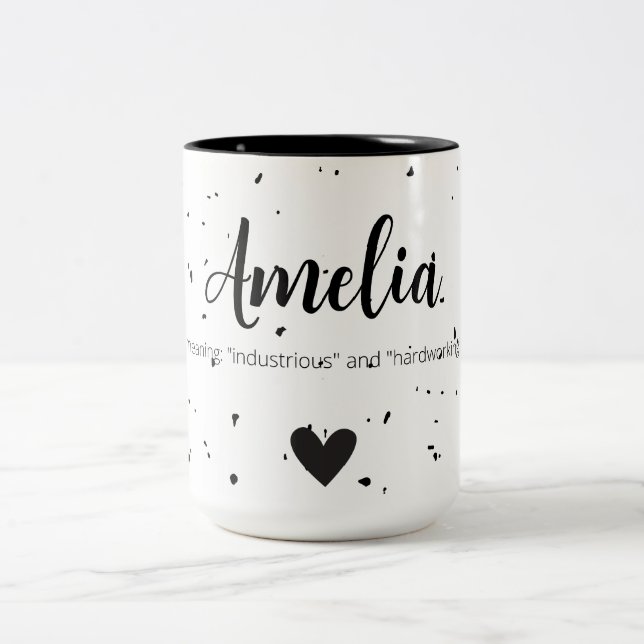 Amelia Name Reveal Bedeutung Minimal Moderne Tasse (Mittel)
