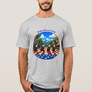 America 250 mit vier Weißkopfseeadlern auf der Str T-Shirt