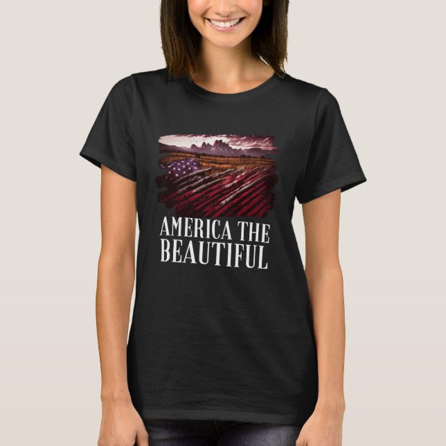 America Beautiful Mountains Purple Patriotic Decor T-Shirt (Vorderseite)
