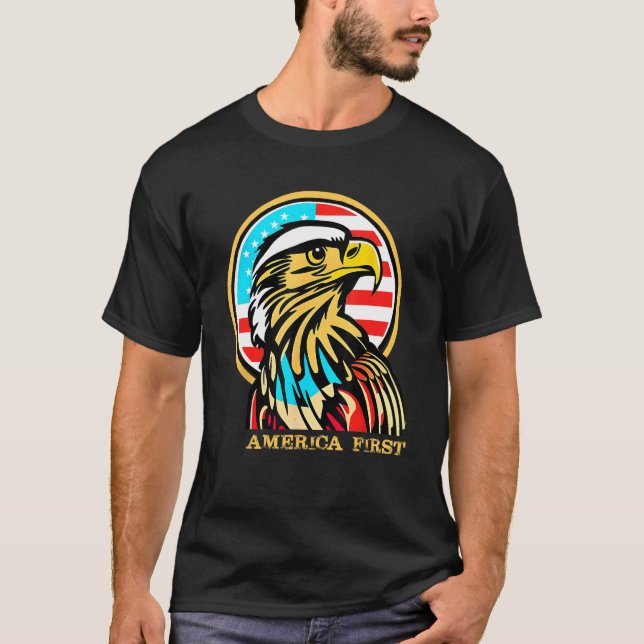 America First Patriotic Eagle Illustration 4th of  T-Shirt (Vorderseite)