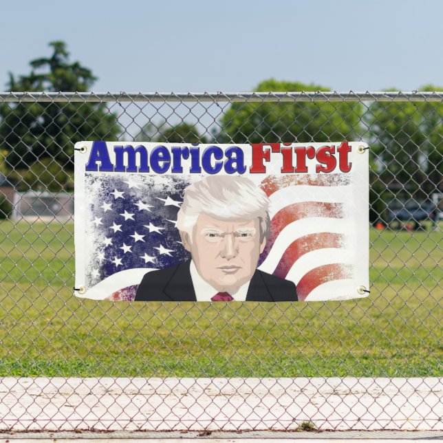 America First Trump US Flagge Banner (Insitu)
