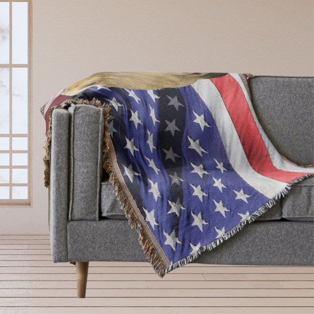 American Bald Eagle and Flag Throw Blanket Decke (American Bald Eagle and Flag Throw Blanket)