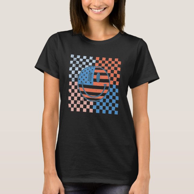 American Checkered Flag Smile Face Retro 4th Of Ju T-Shirt (Vorderseite)