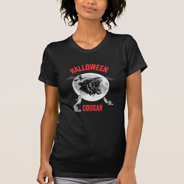 american cougar on halloween night with crows T-Shirt (Vorderseite)