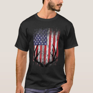 American Deer Hunter Patriotic USA Flag Men Wo T-Shirt