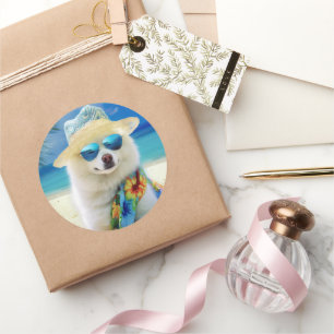 American Eskimo on Beach, Sommergeschenk für Hunde Runder Aufkleber