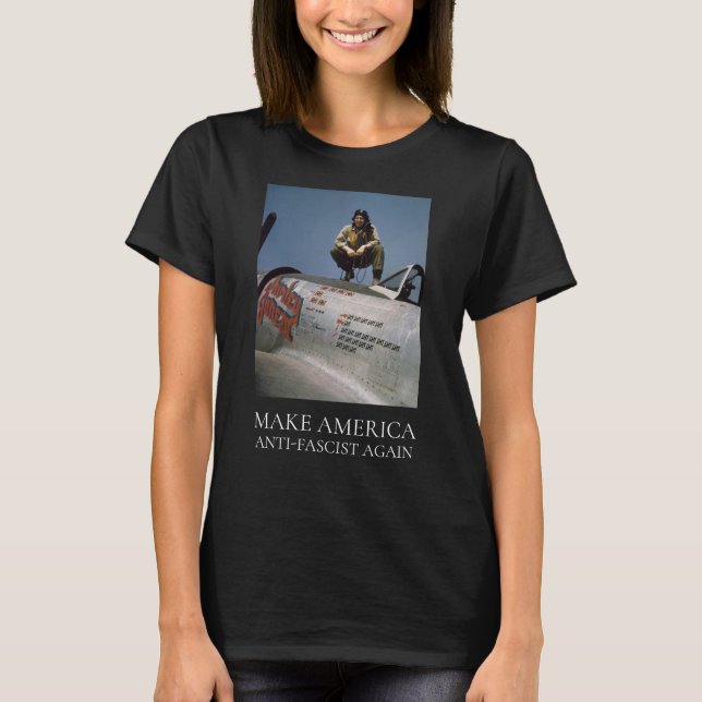 American Female WWII Pilot MAAFA T-Shirt (Vorderseite)