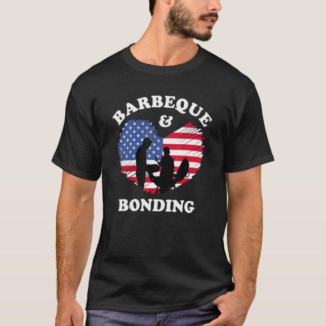 American Flag Barbeque and Bonding 4th of July fat T-Shirt (Vorderseite)