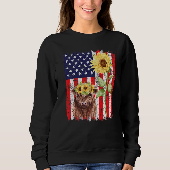 American Flag Farm Cow Sunflower Farming Highland Sweatshirt (Vorderseite)