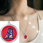 American Flag Letter "A Round Necklace" Versilberte Kette<br><div class="desc">Monogramm A mit der amerikanischen Flagge entworfen Bild. Dieser Buchstabe A des Alphabets ist ein von diesem Designer erstelltes benutzerdefiniertes Anfangsbild. Alle meine Geschäfte hier ansehen https://bit.ly/SandyspiderStores</div>