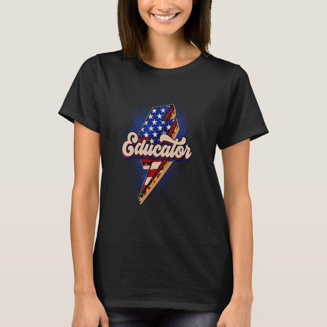 American Flag Lightning Bolt Educator T-Shirt (Vorderseite)