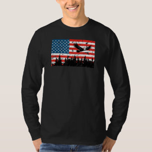 American Flag Usa Patriotic Eagle Flying Trees Gra T-Shirt