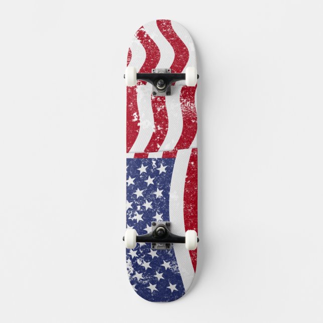 American Flag Waving - beängstigend Skateboard (Vorderseite)
