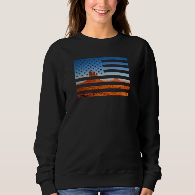 American Flag West Mitten Butte Monument Valley Ar Sweatshirt (Vorderseite)